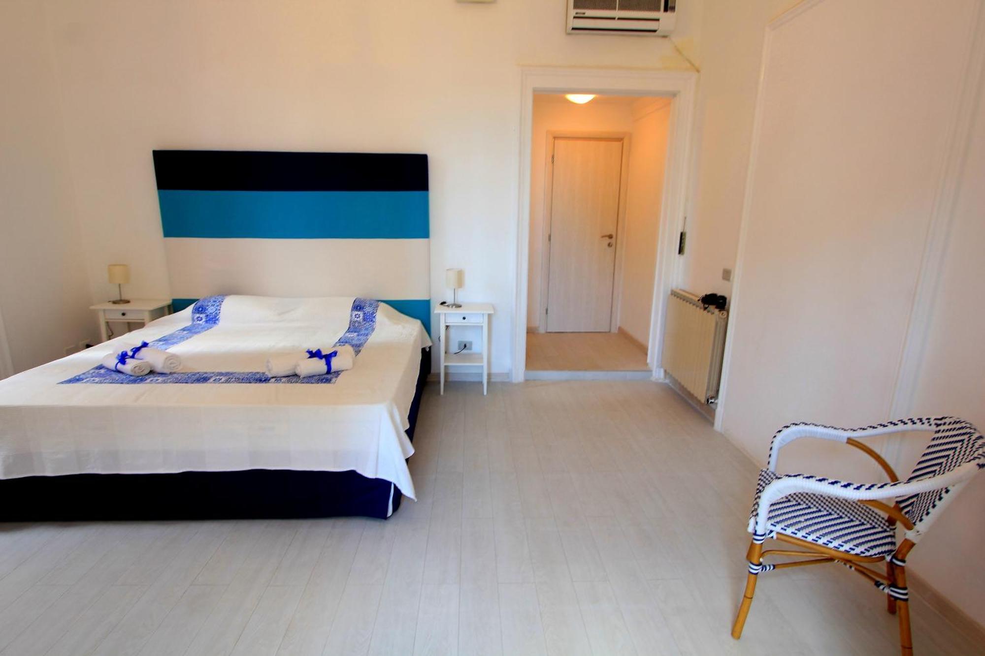 B&B Vitruvio Suites Formia Habitación foto