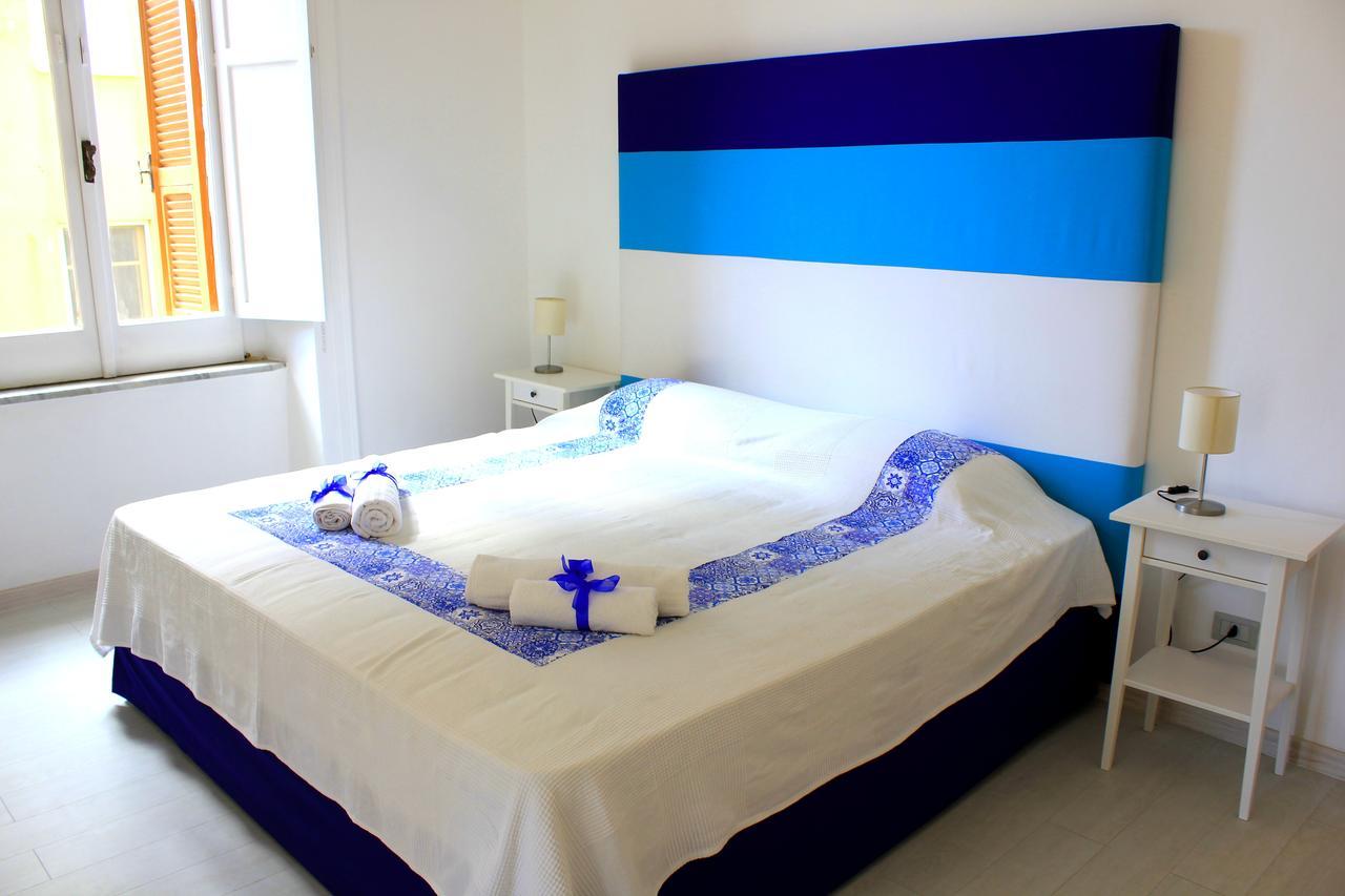 B&B Vitruvio Suites Formia Habitación foto